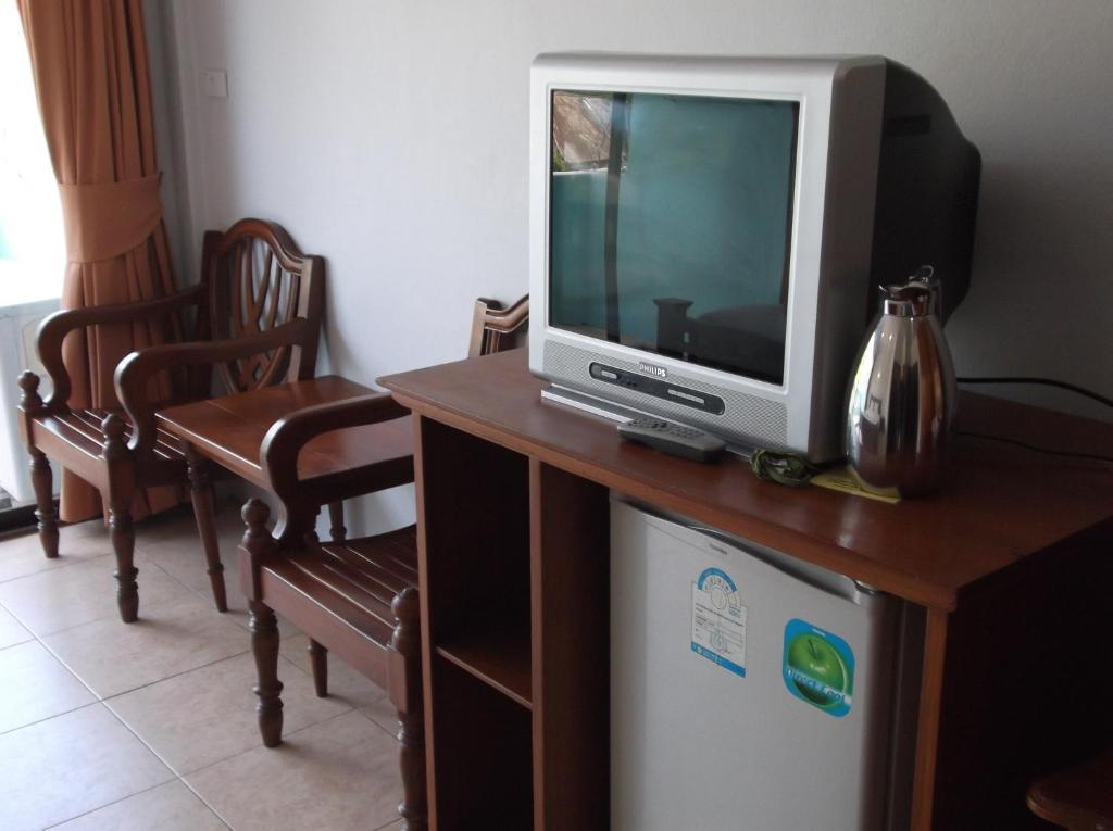 Holiday Guest House Чавенг Бийч Стая снимка