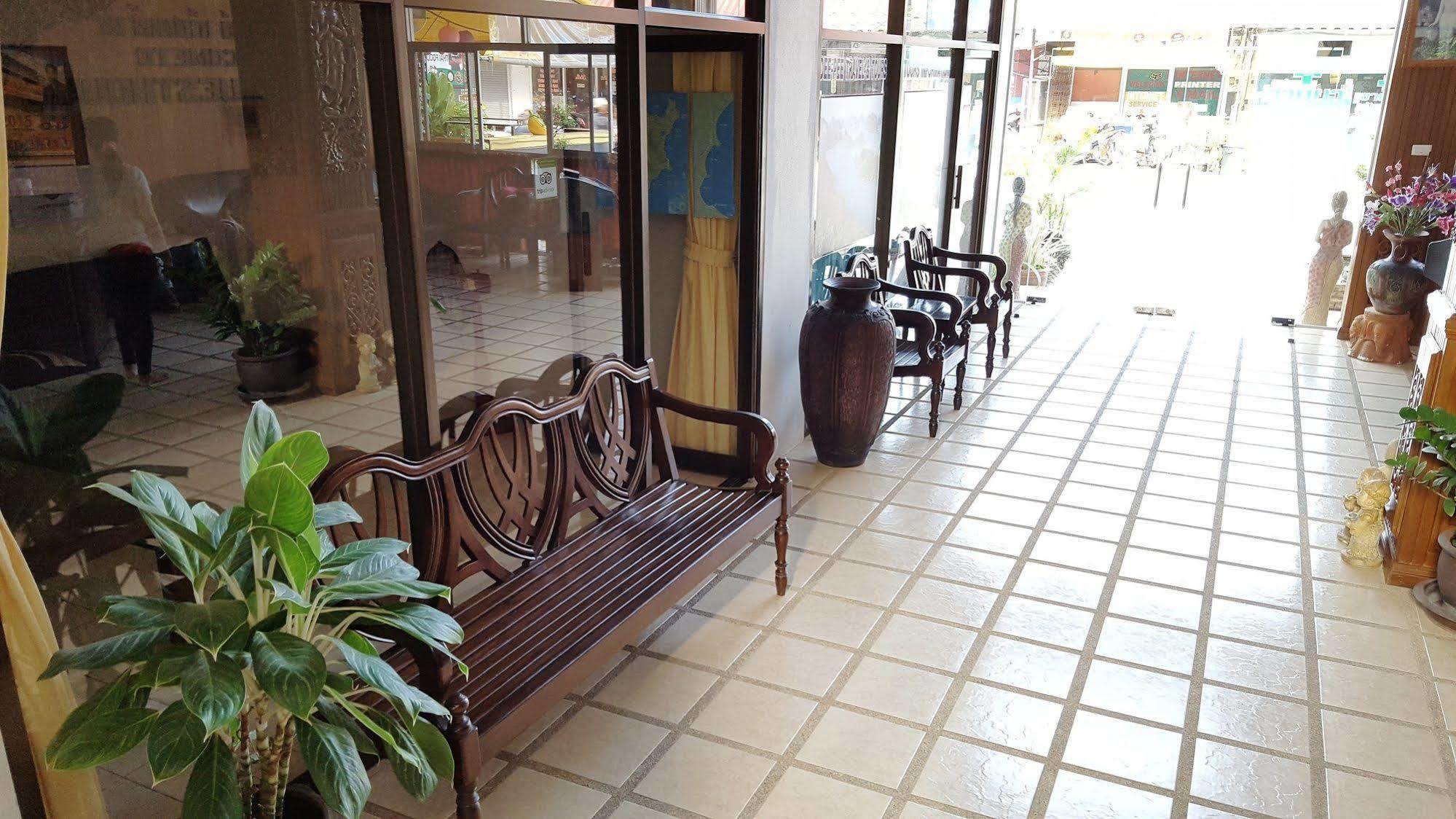 Holiday Guest House Чавенг Бийч Екстериор снимка