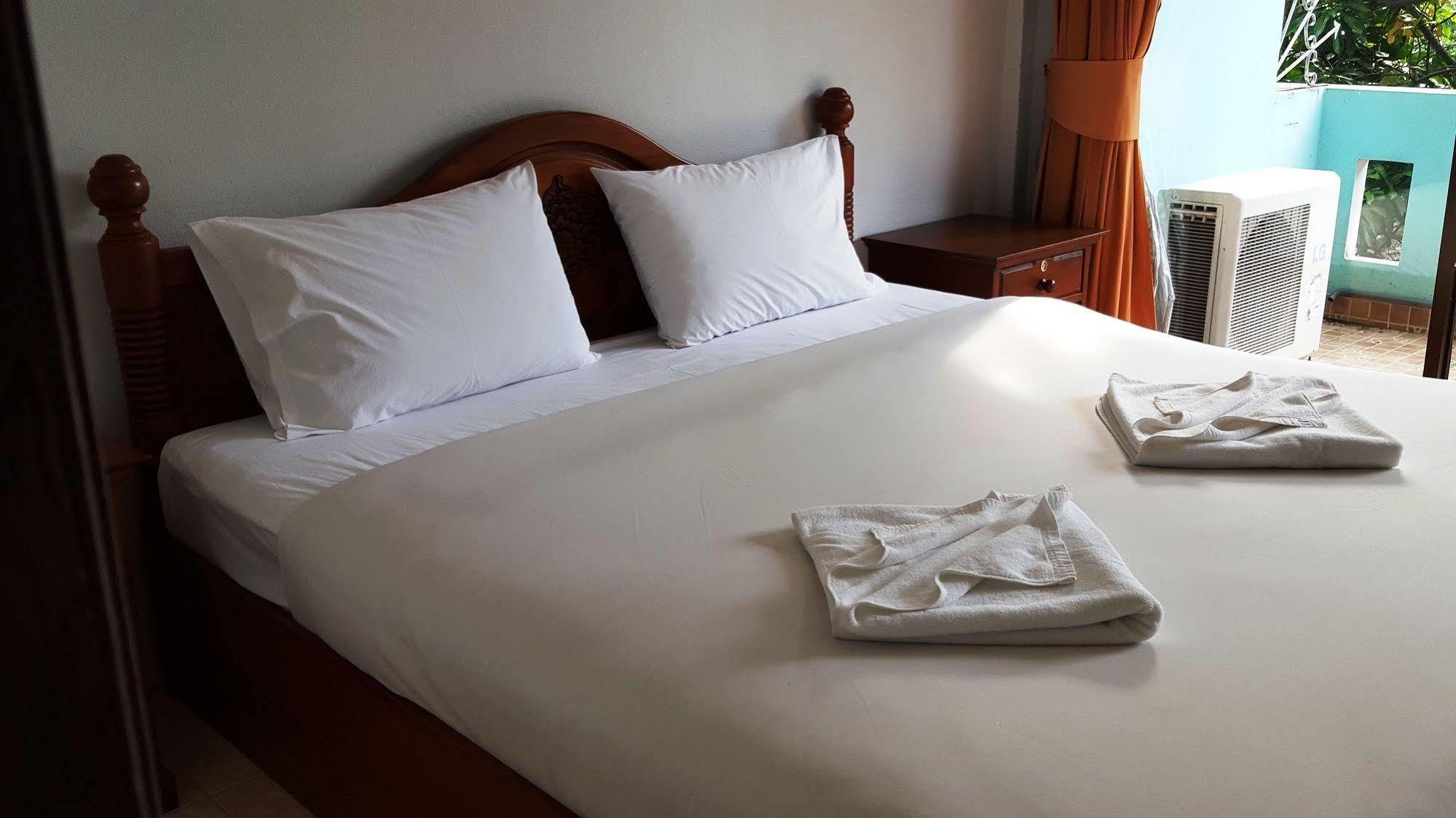 Holiday Guest House Чавенг Бийч Екстериор снимка