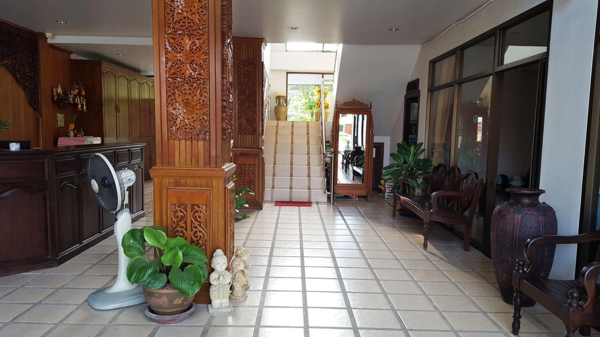 Holiday Guest House Чавенг Бийч Екстериор снимка