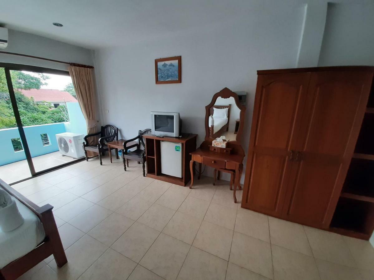 Holiday Guest House Чавенг Бийч Екстериор снимка